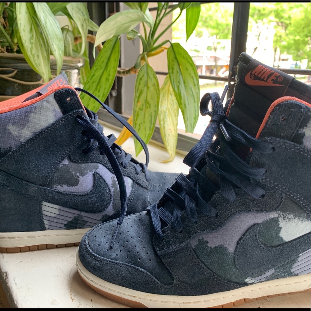 Blue and Peach Nike wedge High Top Sneakers 💙